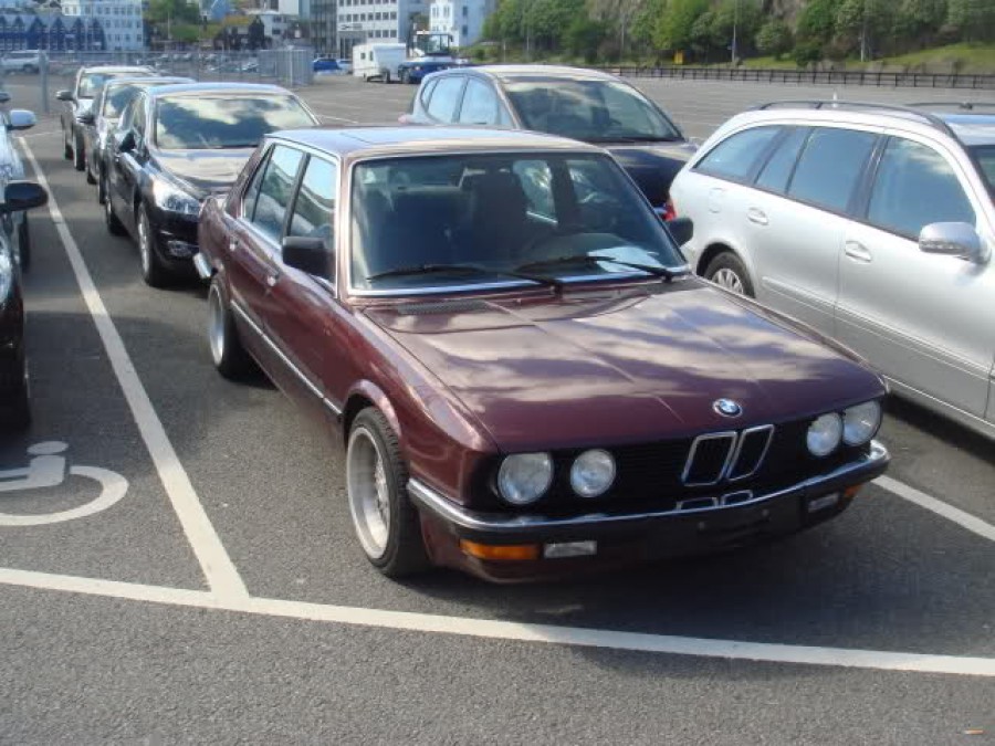 BMW 5 series E28 диски Remotec A R16 9J ET9 215/40 Zic 