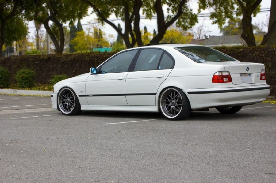 BMW 5 series E39 диски Linea Corse Z2S R19 8.5J ET15 215/35 9.5J ET20 225/35