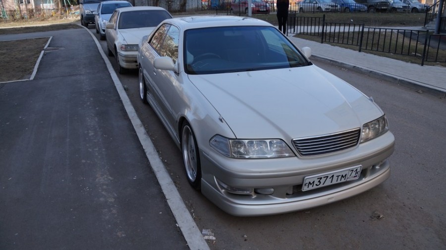 Toyota Mark II 100 диски AME Shallen AX R18