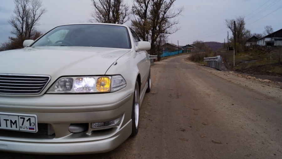 Toyota Mark II 100 диски AME Shallen AX R18