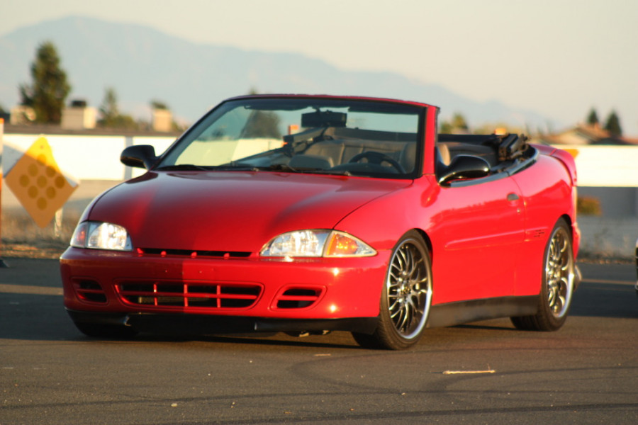 Chevrolet Cavalier диски Riverside Trafficstar STM R18 8J ET38 225/40 ET35 Convertible 