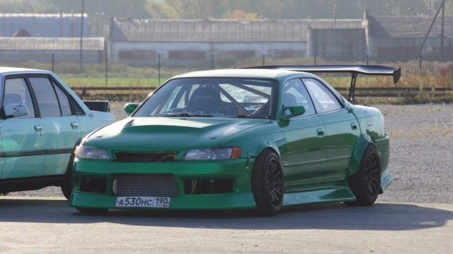Toyota Mark II 90 диски 5Zigen Inperio Sports RS-1 R17 10J ET20