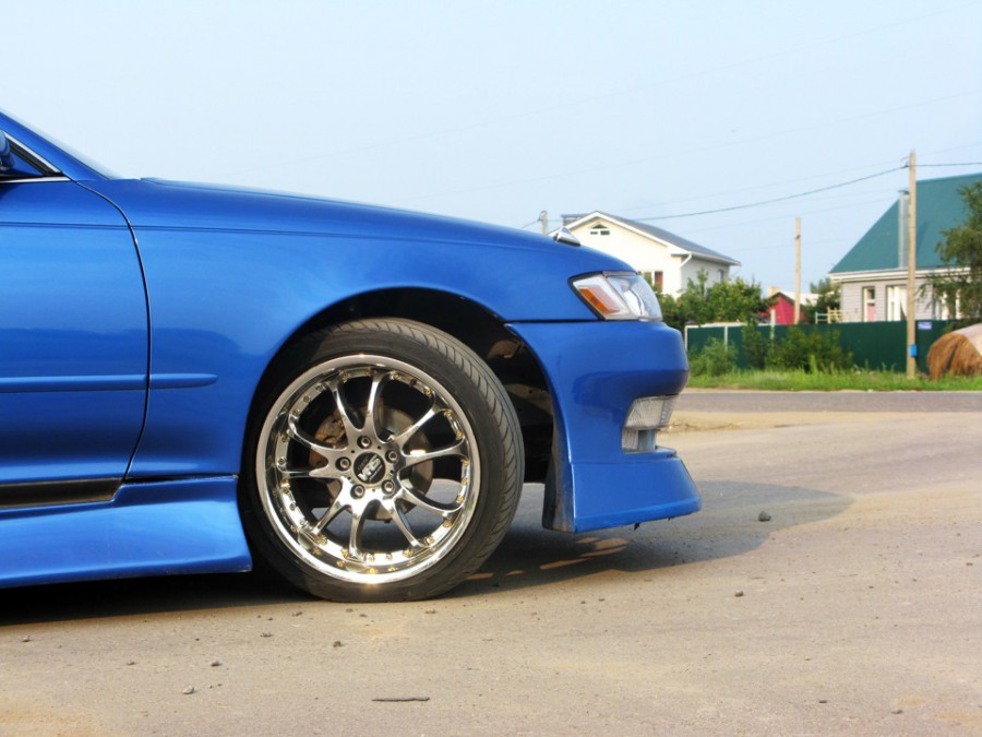 Toyota Mark II 90 диски Manaray Sport Vertec VR-5 R17