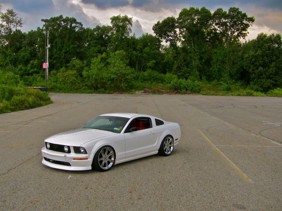 Ford Mustang диски OEM Ford Mustang R20 9J ET25 235/35 10J ET45 255/35