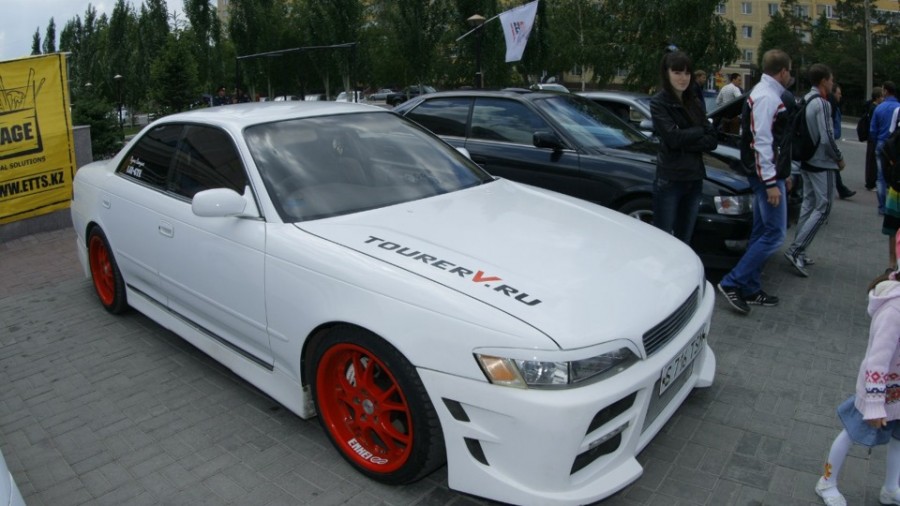 Toyota Mark II 90 диски SSR Agle Strusse R18 8.5J ET38