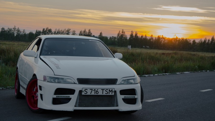 Toyota Mark II 90 диски SSR Agle Strusse R18 8.5J ET38