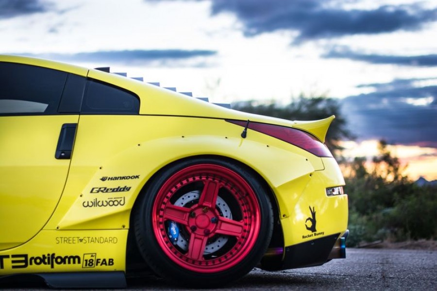 Nissan 350Z диски Rotiform RB1