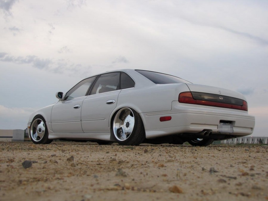 Infiniti Q45 G50 диски Work Euroline DH R17 9J 225/45 R18 ET6 225/40