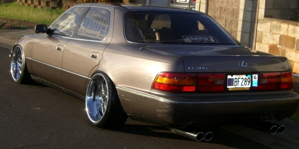 Lexus LS