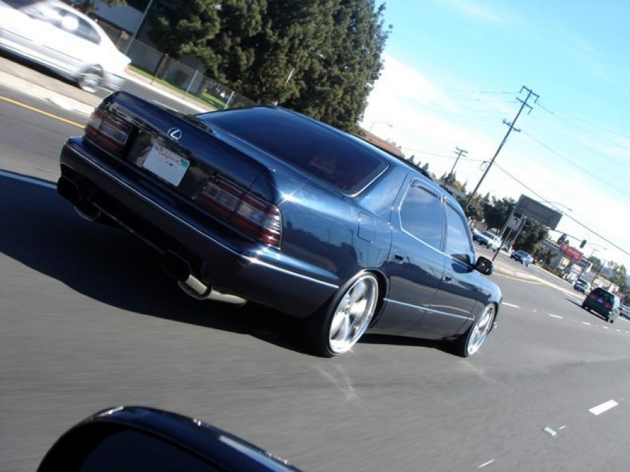 Lexus LS LS 400, XF20 диски Weds Sport Kranze Cerberus II R19 9J ET12 235/35 10J ET9 245/35