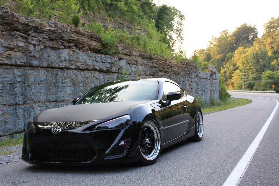 Toyota GT86 диски Konig Wheels SSM R18