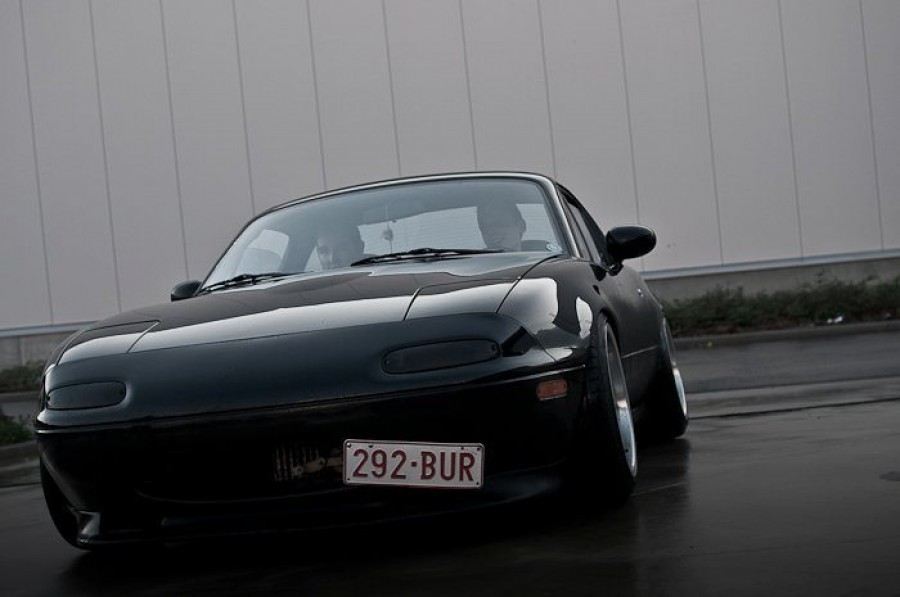 Mazda MX-5 Miata NA диски Azev Type A R16 9J ET15 215/40 ET25