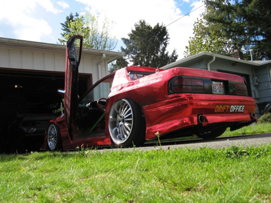 Mazda RX-7 FC диски TSW Sakata R18 9J ET-5 215/35 R20 10J ET-20 225/35