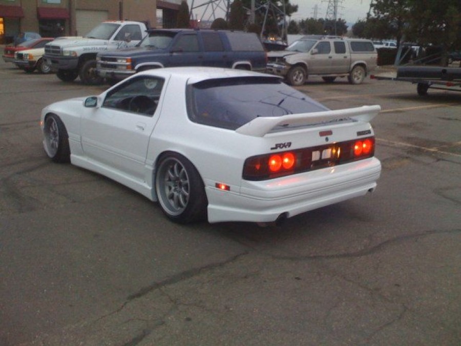 Mazda RX-7 FC диски Work Emotion XD9 R17 9.5J ET17 215/40 235/40