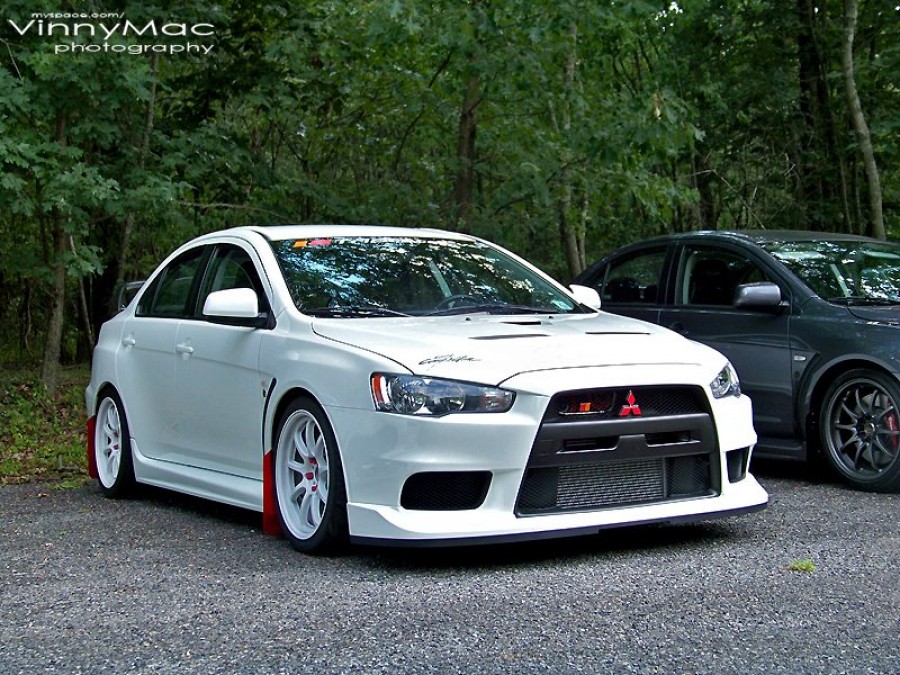 Mitsubishi Lancer Evolution X диски Rays Gram Lights 57 Optimise R18 9.5J ET22 255/35