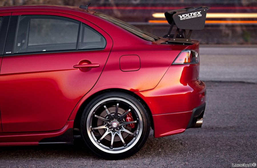 Mitsubishi Lancer Evolution X диски Rays Volk Racing CE28N R19 10.5J ET22 275/35