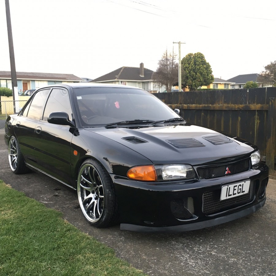Mitsubishi Lancer Evolution I диски Work Emotion CR KAI R18 8.5J ET24 215/35