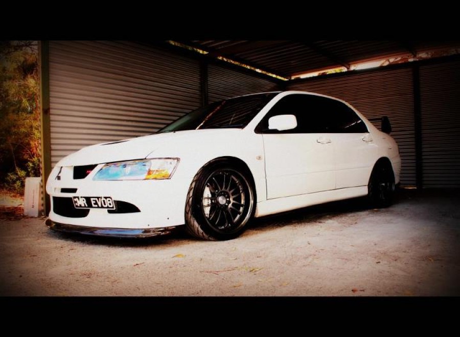 Mitsubishi Lancer Evolution VIII диски Rota SVN-R R18 10J ET20 235/40