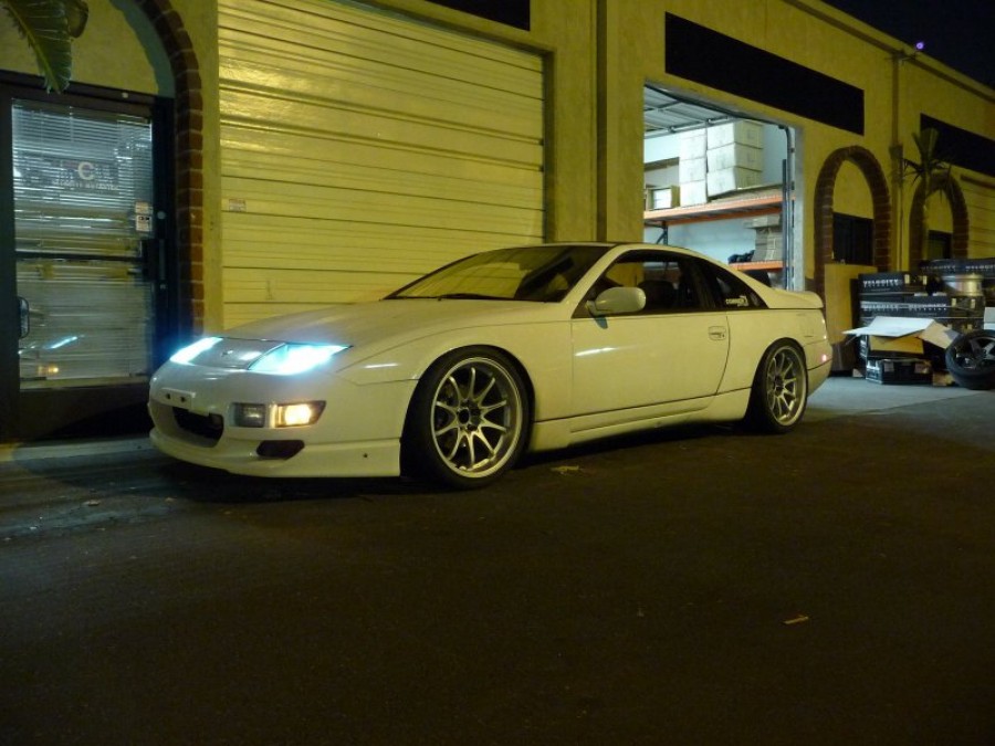 Nissan 300ZX Z32 диски Rays Volk Racing CE28N R18 10.5J ET18 285/30