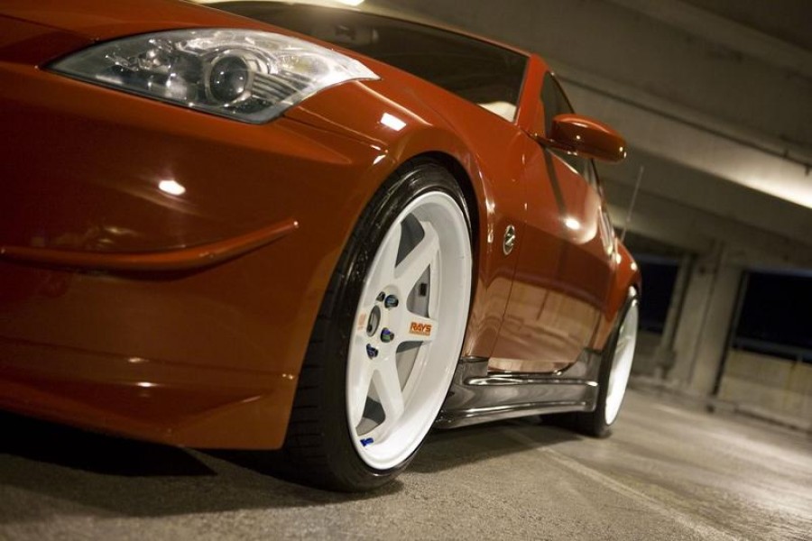 Nissan 350Z диски Rays Volk Racing TE37 R19 9.5J ET12 245/35 10.5J ET22 275/35