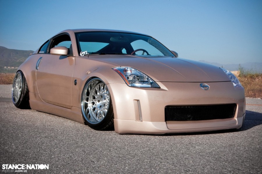 Nissan 350Z диски VIP Modular VX110 R18 10.5J ET-16 235/35 12J ET-6 245/35