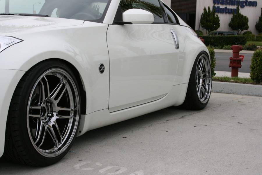 Nissan 350Z диски AME Tracer TM-02 R19 9.5J ET12 245/35 10.5J ET2 275/35