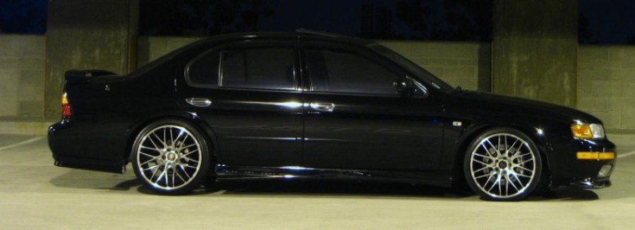 Nissan Maxima A32 диски Tenzo Type M R18 8.5J ET17 215/35 10J ET22 245/35